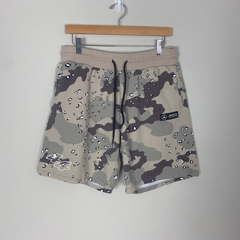 Mercedes AMG Petronas Lewis Hamilton 44 Sweat Shorts Mens Large Camo F1 Racing